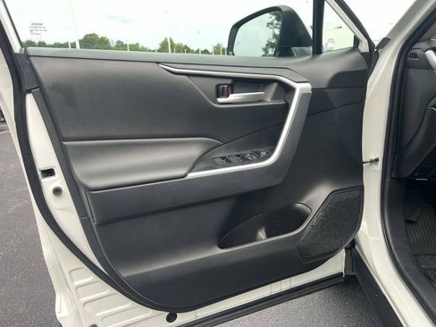Used 2024 Toyota RAV4 XLE w/ Convenience Package FWD image 22