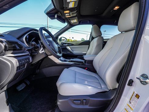 New 2026 Mitsubishi Eclipse Cross SEL image 14