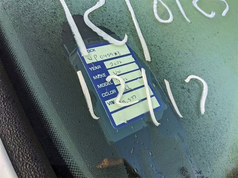 Certified 2022 Volkswagen Taos SE w/ IQ.Drive SE Package image 10