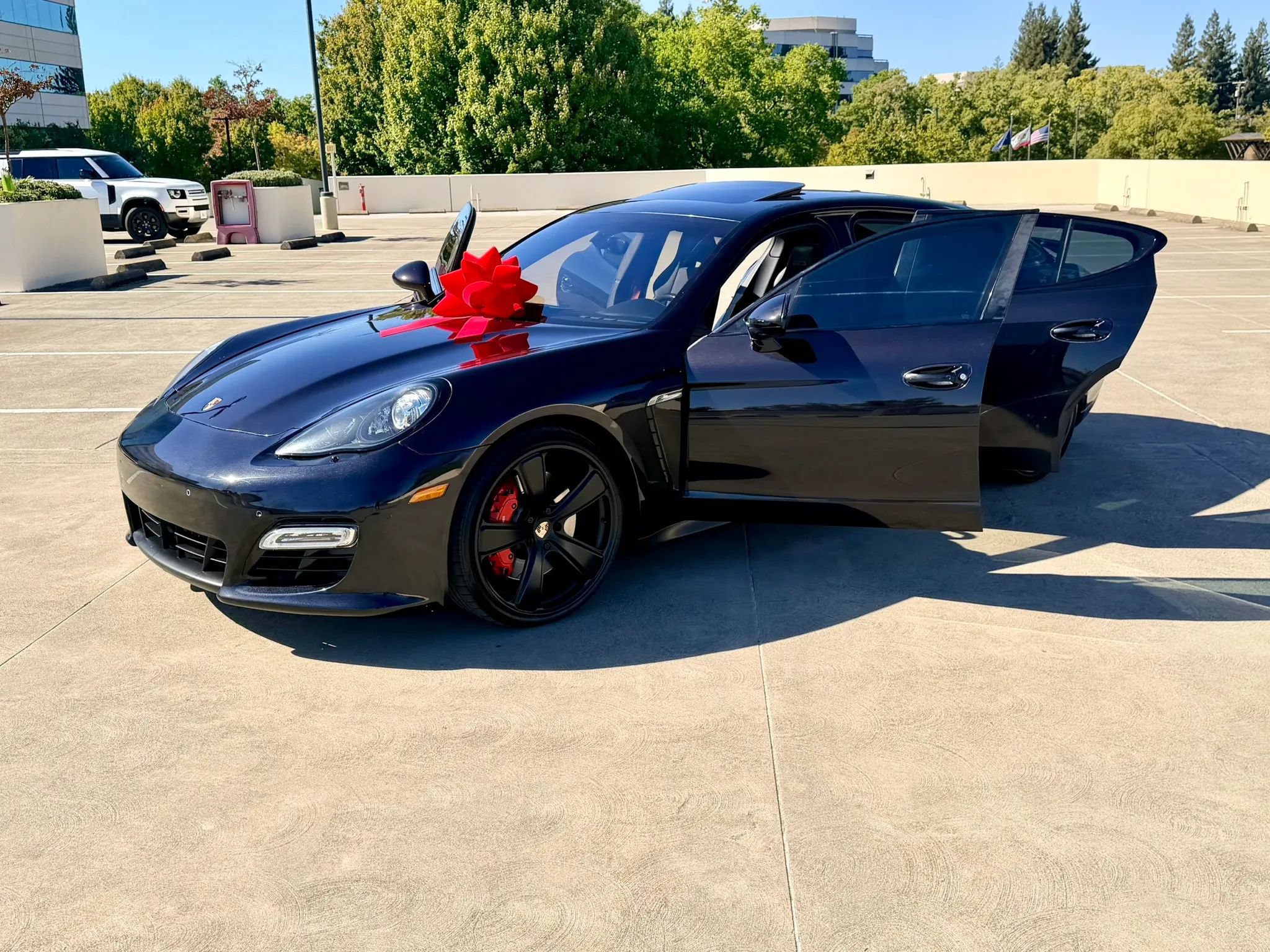 Used 2013 Porsche Panamera GTS AWD/4WD image 70