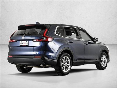 Used 2025 Honda CR-V EX image 5