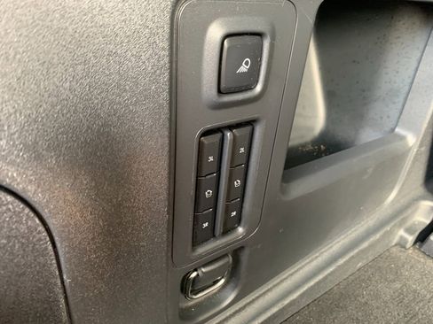 Certified 2025 Lincoln Navigator Reserve AWD/4WD image 6