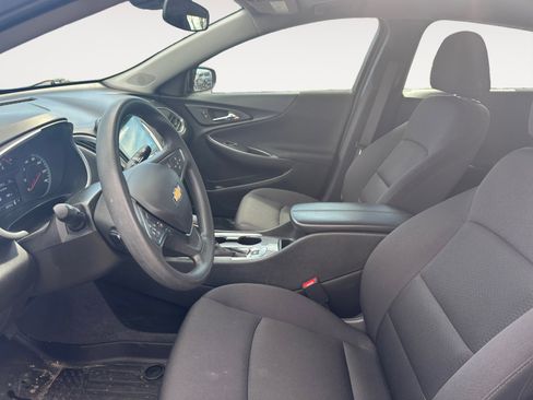 Used 2024 Chevrolet Malibu LT image 9