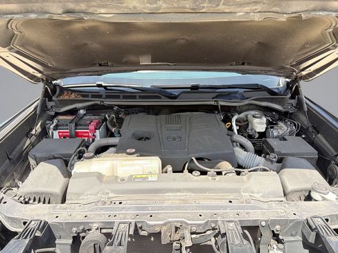 Used 2023 Toyota Tundra Limited w/ Power Package AWD/4WD image 14