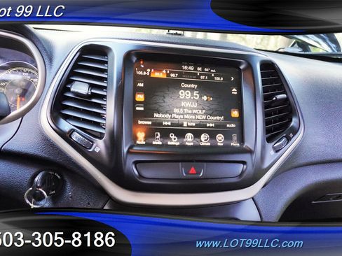 Used 2016 Jeep Cherokee Latitude image 21