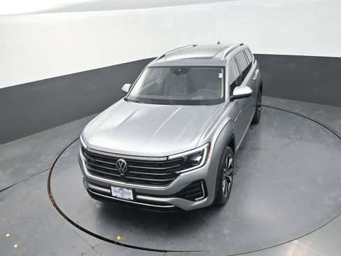 New 2026 Volkswagen Atlas SEL Premium R-Line AWD/4WD image 15
