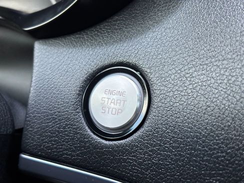 Used 2021 Kia Stinger GT-Line image 21