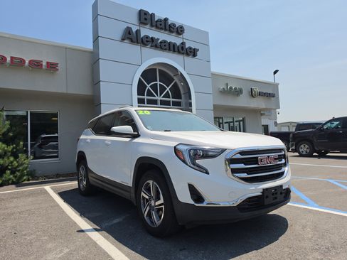Used 2020 GMC Terrain SLT w/ Preferred Package AWD/4WD image 1