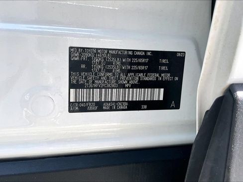 Certified 2023 Toyota RAV4 LE AWD/4WD image 21