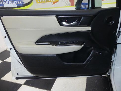 Used 2021 Honda Clarity Plug-In Hybrid image 24