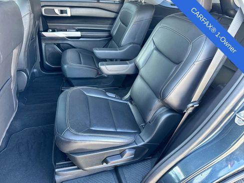 Used 2023 Ford Explorer XLT w/ Equipment Group 202A AWD/4WD image 19