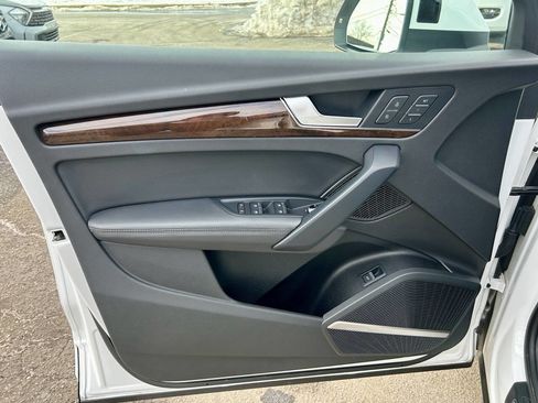 Used 2019 Audi Q5 2.0T Premium Plus image 11