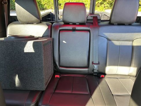 Used 2015 Ford F250 Lariat w/ Lariat Ultimate Package AWD/4WD image 33