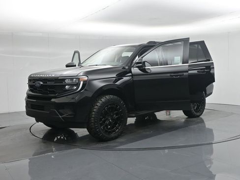 New 2025 Ford Expedition Active image 43