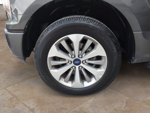 Used 2018 Ford F150 XL w/ Equipment Group 101A Mid RWD image 28