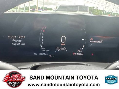 Used 2024 Cadillac XT4 Premium Luxury w/ Cold Weather Package FWD image 16