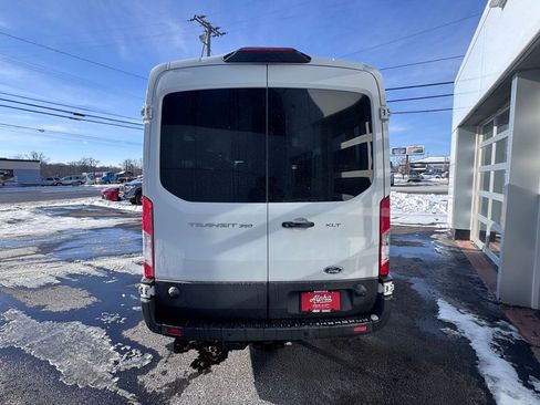 Used 2019 Ford Transit 350 XLT image 4
