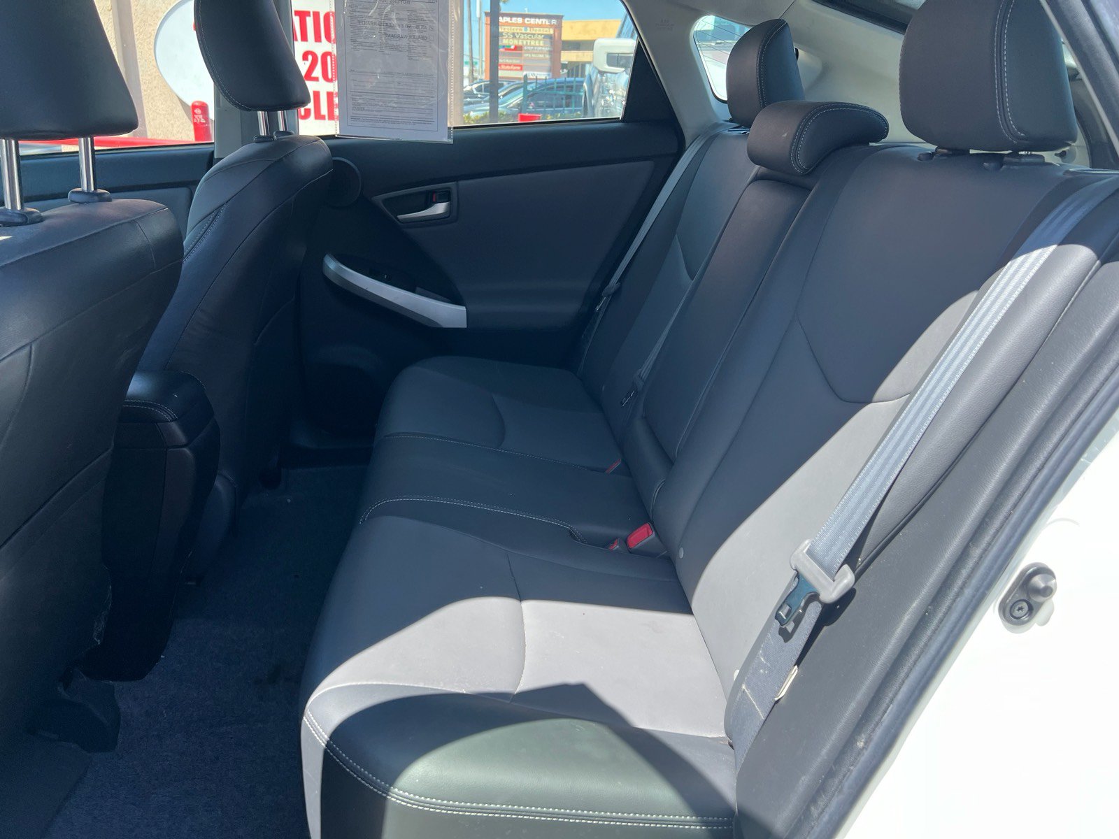 Used 2014 Toyota Prius Prime Advanced w/ Technology Package FWD image 10