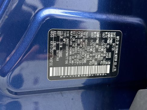 Used 2023 Nissan Rogue SV AWD/4WD image 23