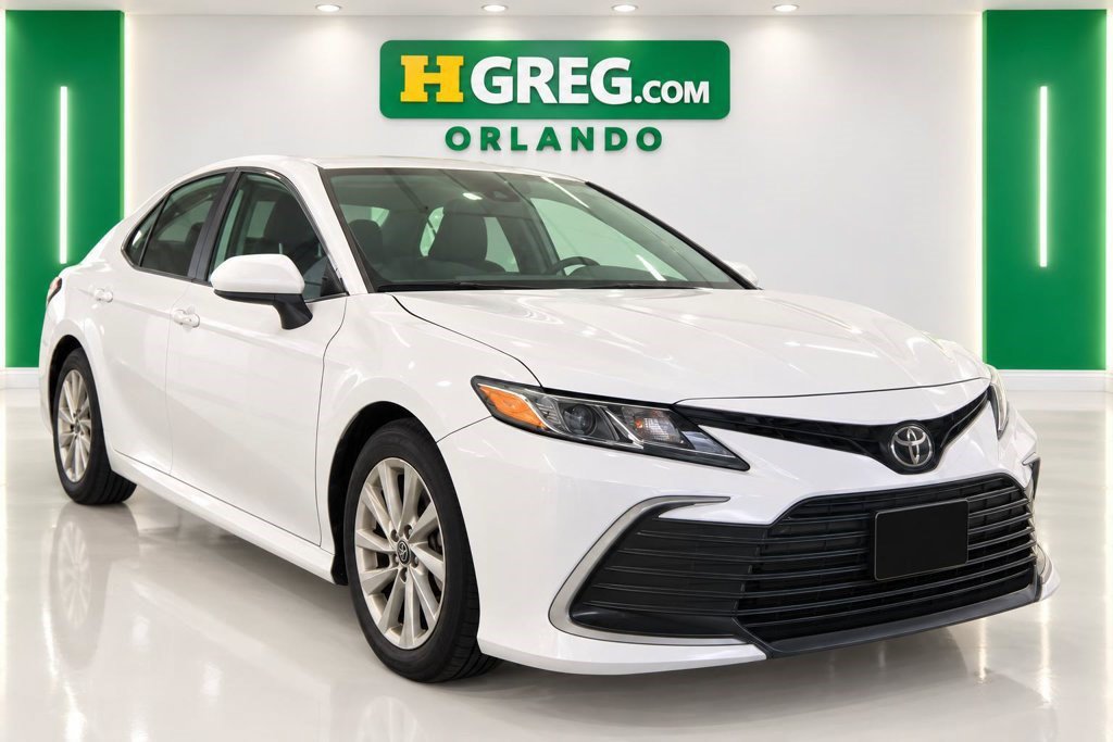 Used 2024 Toyota Camry LE FWD image 4