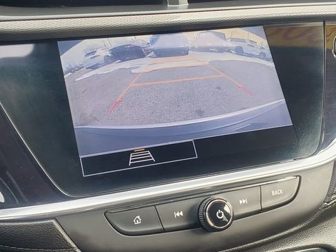 Used 2020 Buick Encore GX Select image 16