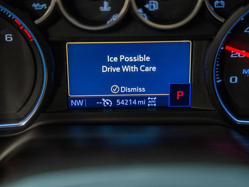 Used 2021 Chevrolet Suburban Z71 image 55