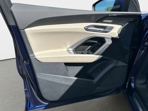 New 2025 Audi Q5 Prestige AWD/4WD image 17