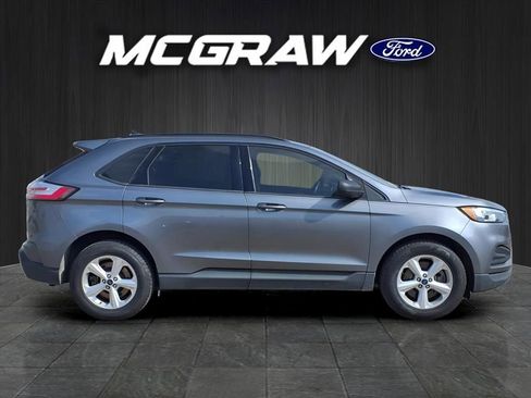Used 2022 Ford Edge SE image 5