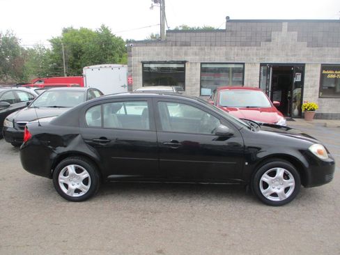 Used 2008 Chevrolet Cobalt LT w/ Preferred Equipment Group image 2