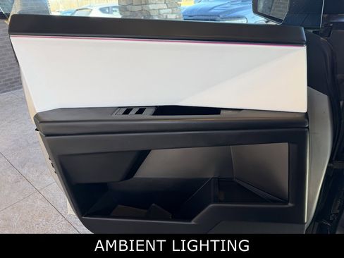 Used 2024 Tesla Cybertruck AWD Crew Cab image 18