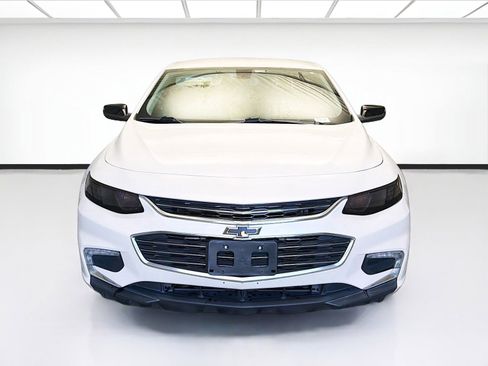 Used 2016 Chevrolet Malibu Premier FWD image 2