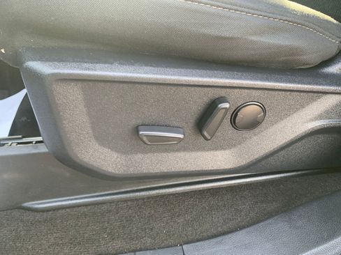 Used 2022 Ford F150 XLT w/ Equipment Group 302A High image 15