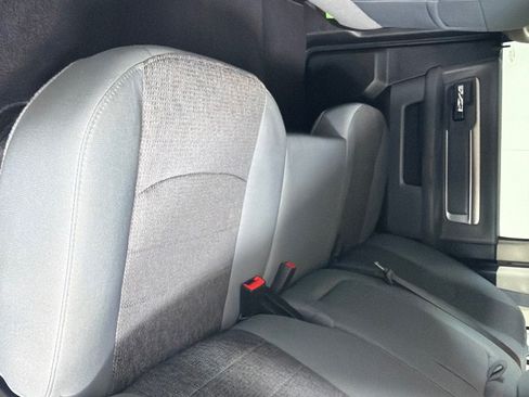 Used 2018 RAM 1500 Big Horn AWD/4WD image 16