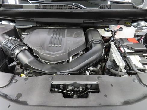 Used 2024 Chevrolet Traverse RS w/ LPO, Floor Liner Package image 33