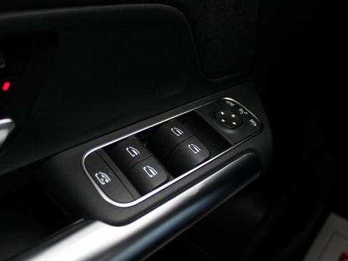 New 2024 Mercedes-Benz GLA 35 AMG 4MATIC image 15