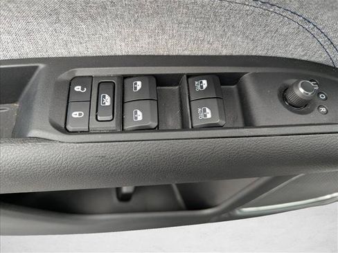 New 2026 Jeep Compass Latitude AWD/4WD image 10