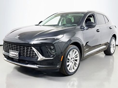 New 2026 Buick Envision Avenir image 1