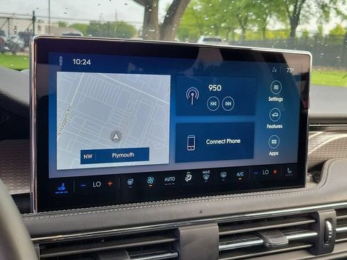 Certified 2024 Lincoln Corsair Reserve w/ Equipment Group 201A AWD/4WD image 16