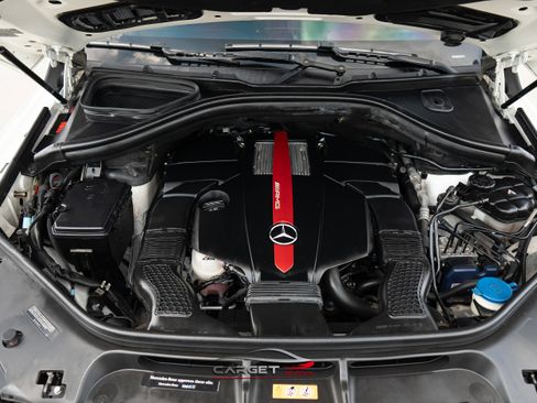 Used 2019 Mercedes-Benz GLE 43 AMG 4MATIC image 53