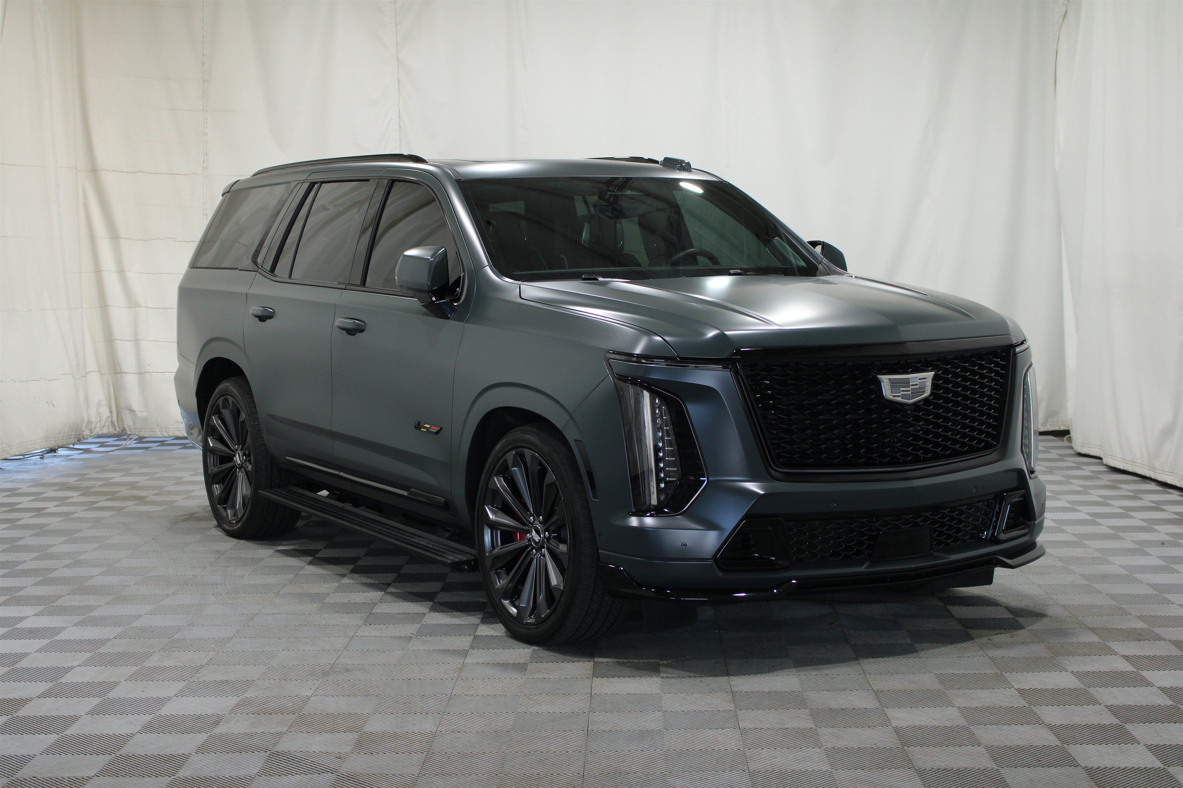 Certified 2025 Cadillac Escalade V AWD/4WD image 1