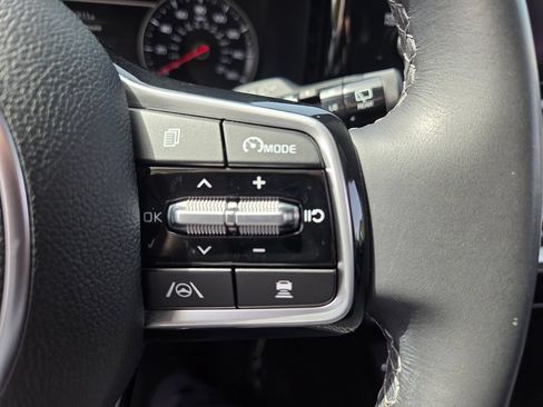 Used 2023 Kia Sorento EX w/ Panoramic Sunroof Package FWD image 21