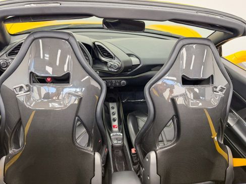 Used 2017 Ferrari 488 Spider RWD image 16