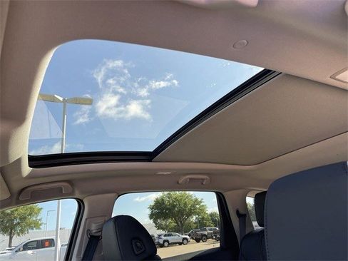 Certified 2025 Acura MDX FWD image 22