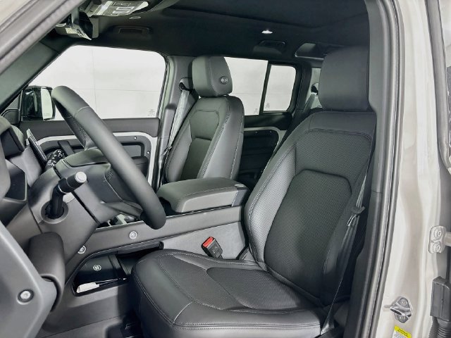 New 2026 Land Rover Defender 110 S AWD/4WD image 21