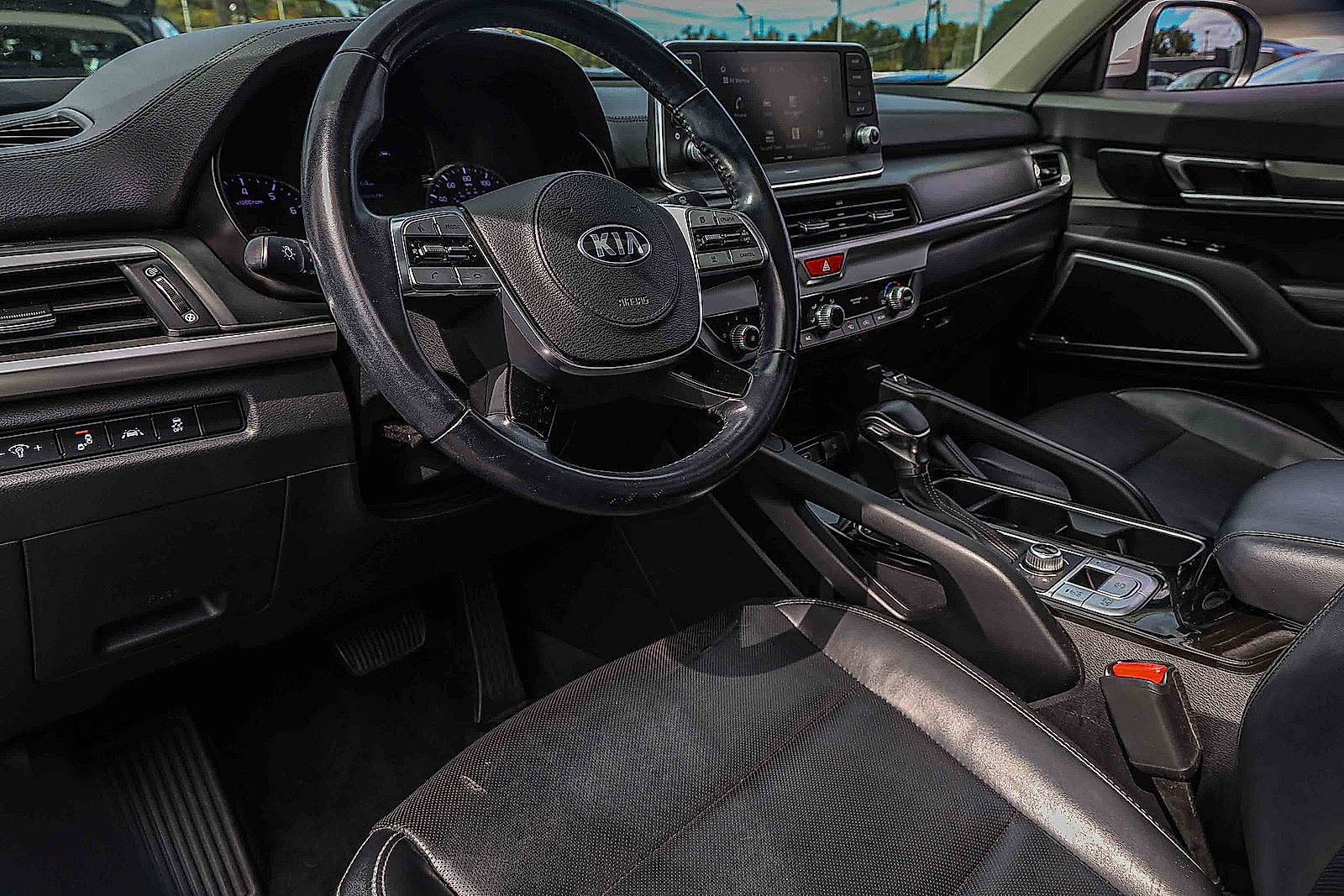 Used 2020 Kia Telluride S w/ S 8 Passenger Seating Package AWD/4WD image 7