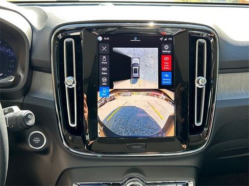 New 2026 Volvo XC40 B5 Plus w/ Protection Package Premier image 15