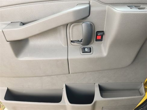 New 2025 Chevrolet Express 2500 RWD image 24