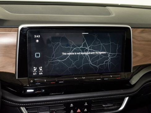 Used 2024 Volkswagen Atlas SE FWD image 18