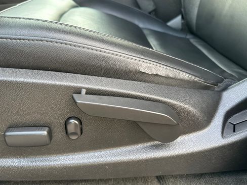 Used 2015 GMC Canyon SLT w/ Driver Alert Package image 13