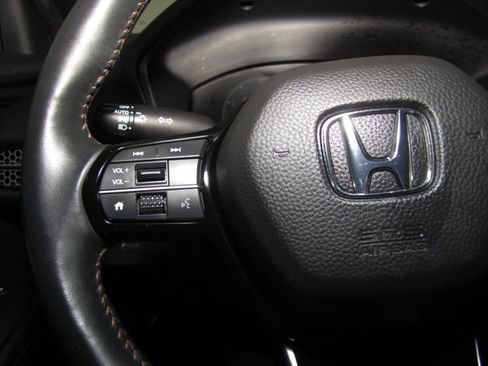 Certified 2025 Honda HR-V Sport image 5